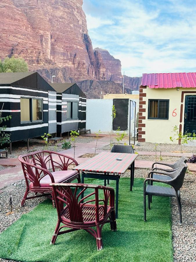 Wadi Rum Oryx Hostel & Tours Exterior photo