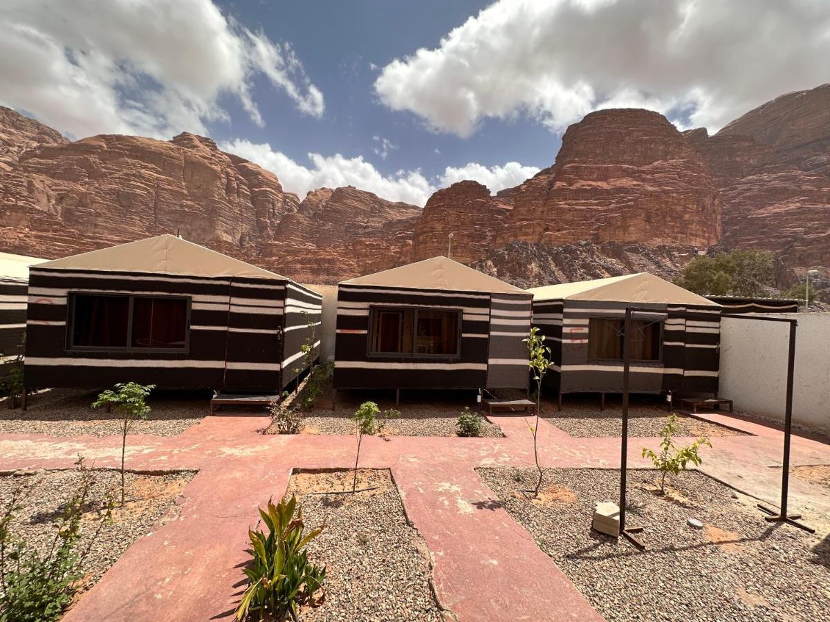 Wadi Rum Oryx Hostel & Tours Exterior photo